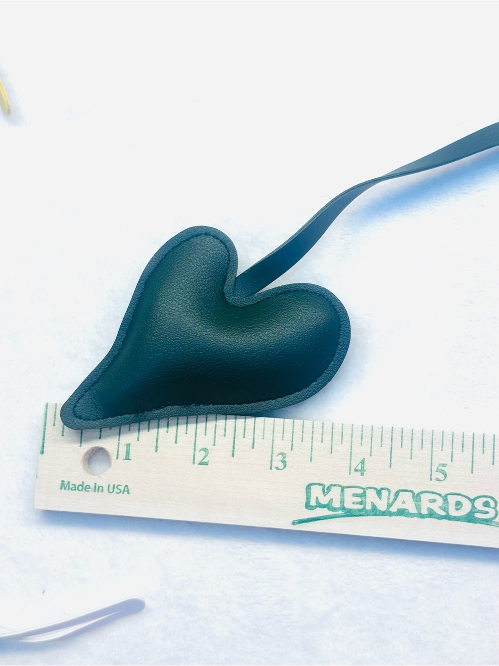 Green Faux Leather Puffy Heart Bag Charm Keychain - Picture 4 of 5